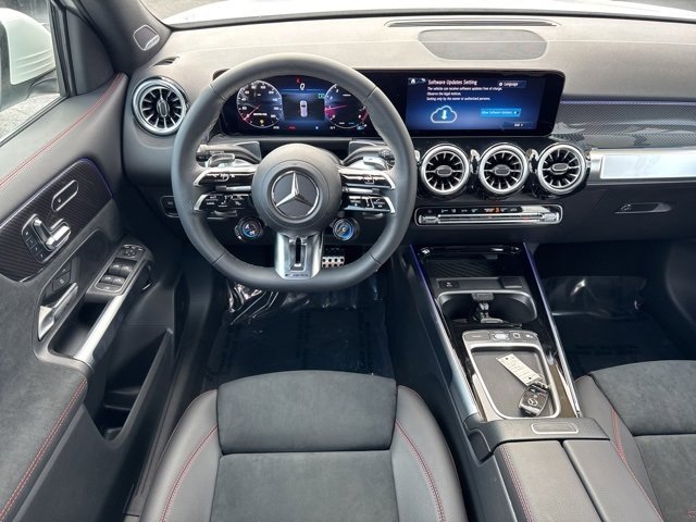 New 2025 Mercedes-Benz GLB 35 AMG 4MATIC image 12
