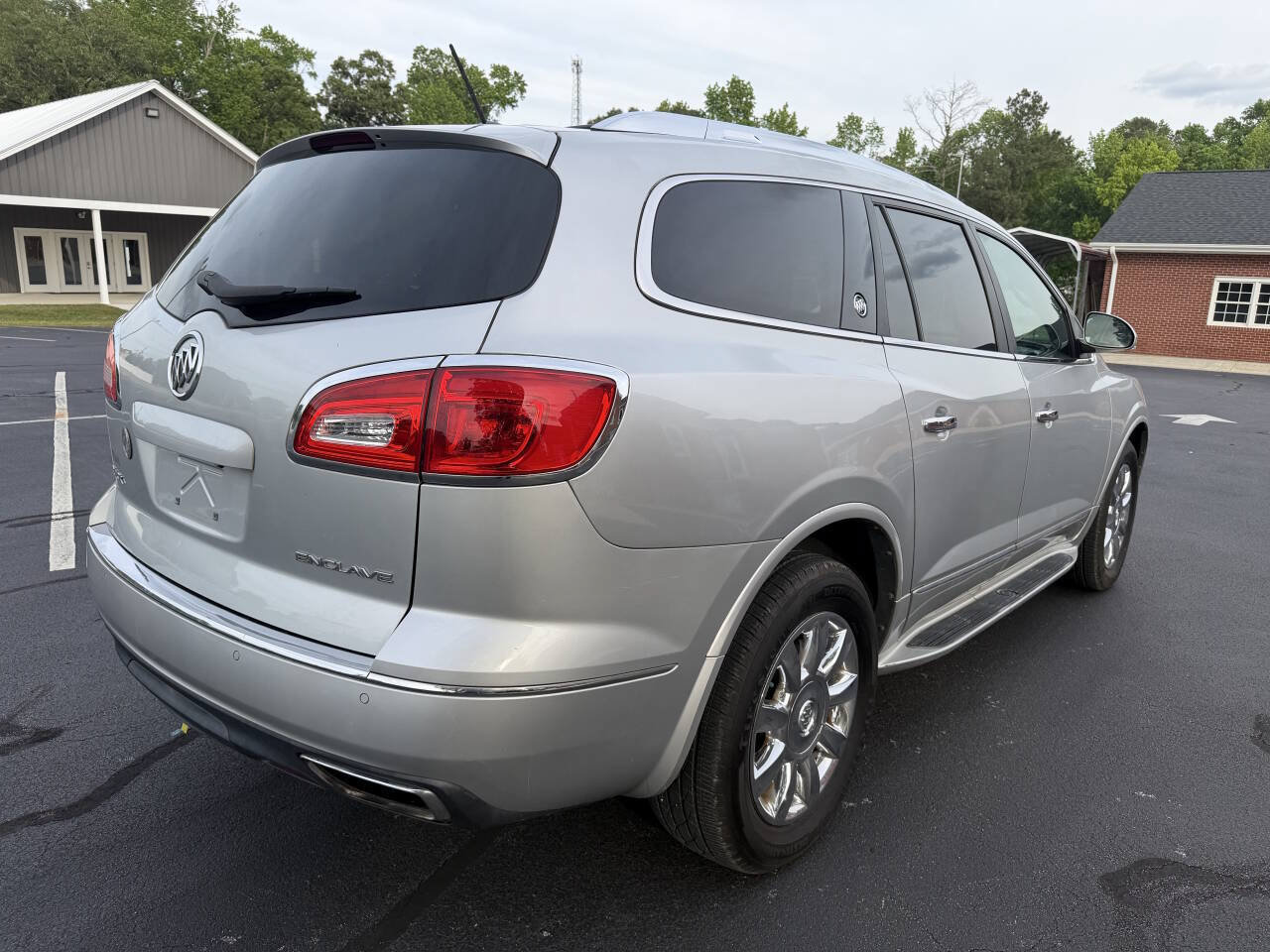 Used 2014 Buick Enclave Premium FWD image 5
