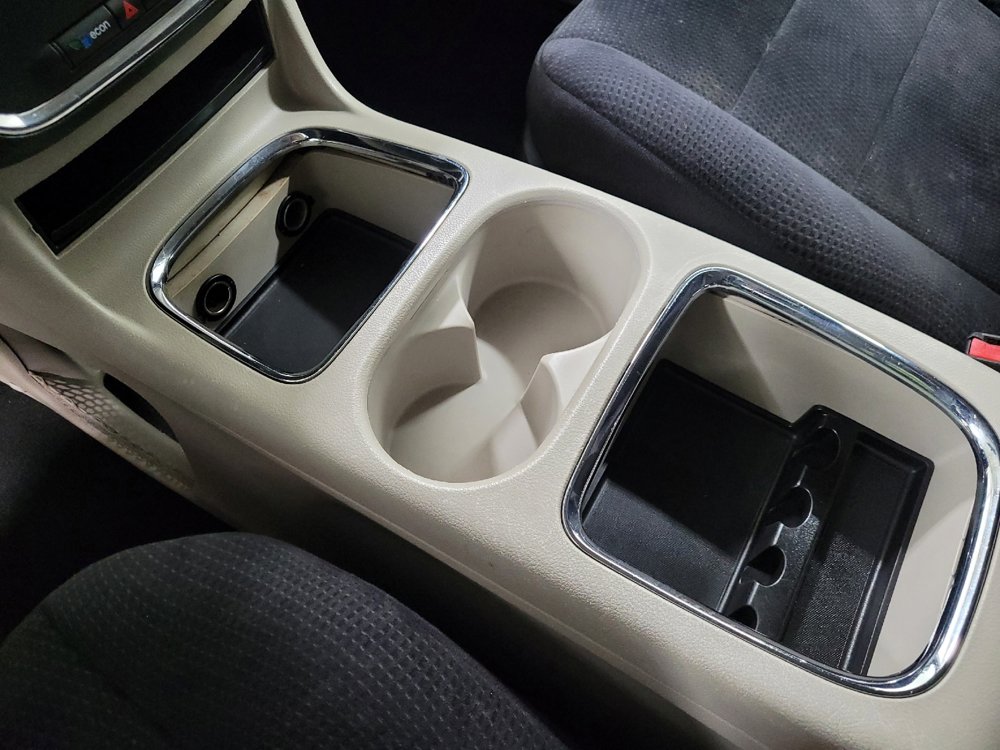 Used 2014 Dodge Grand Caravan SXT image 26