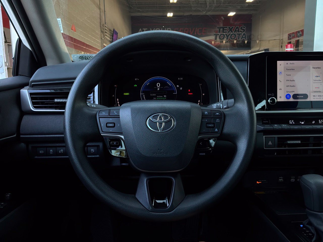 Used 2026 Toyota Camry LE FWD image 34