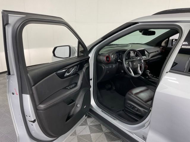 Used 2022 Chevrolet Blazer RS w/ Enhanced Convenience Package image 26