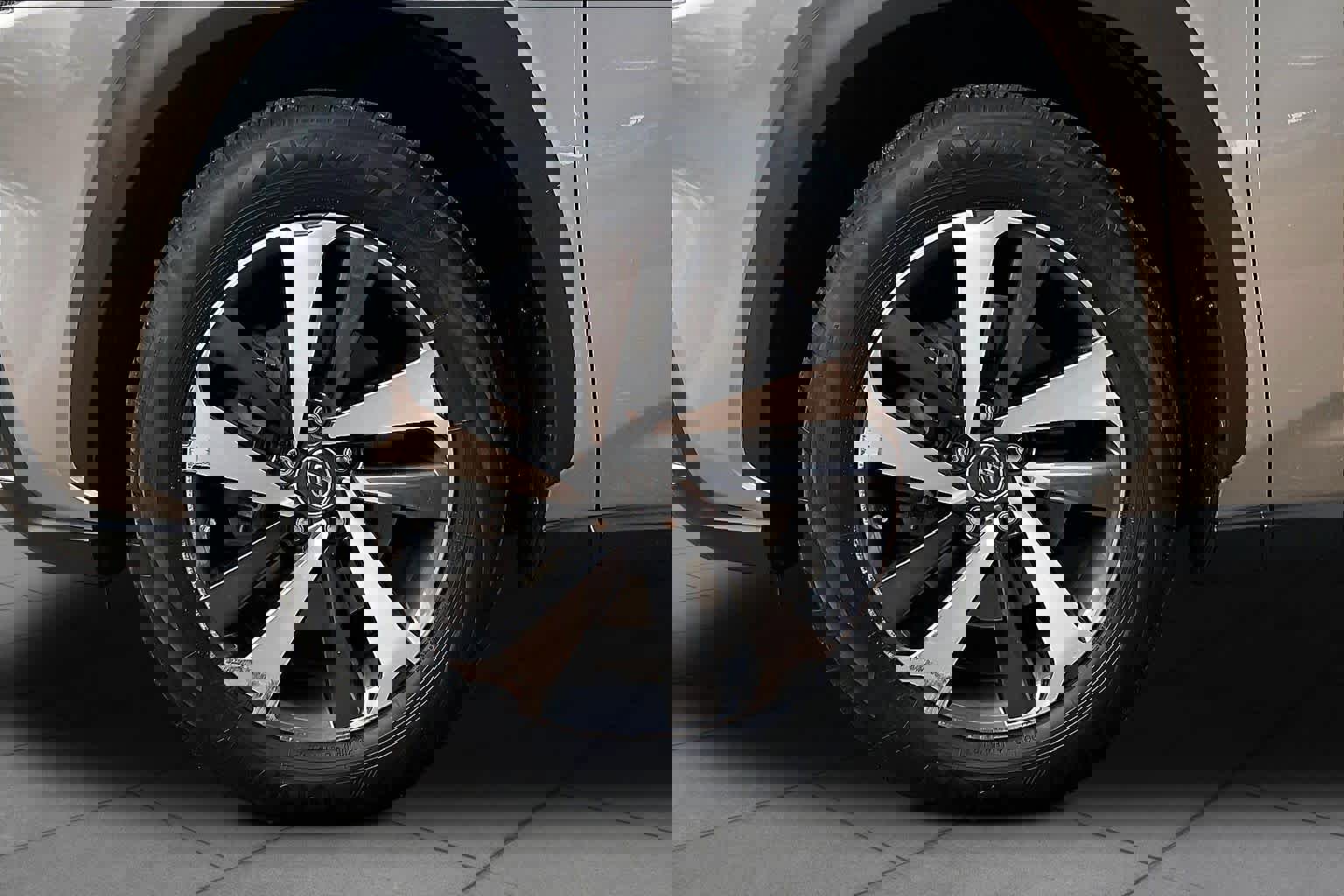 Used 2018 Lexus NX 300h AWD w/ Premium Package image 11