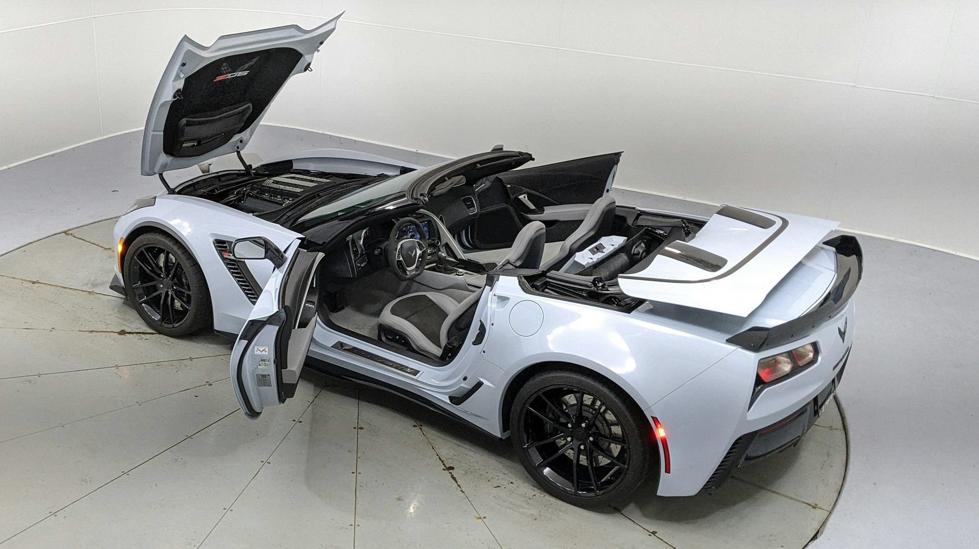 Certified 2019 Chevrolet Corvette Z06 RWD image 27