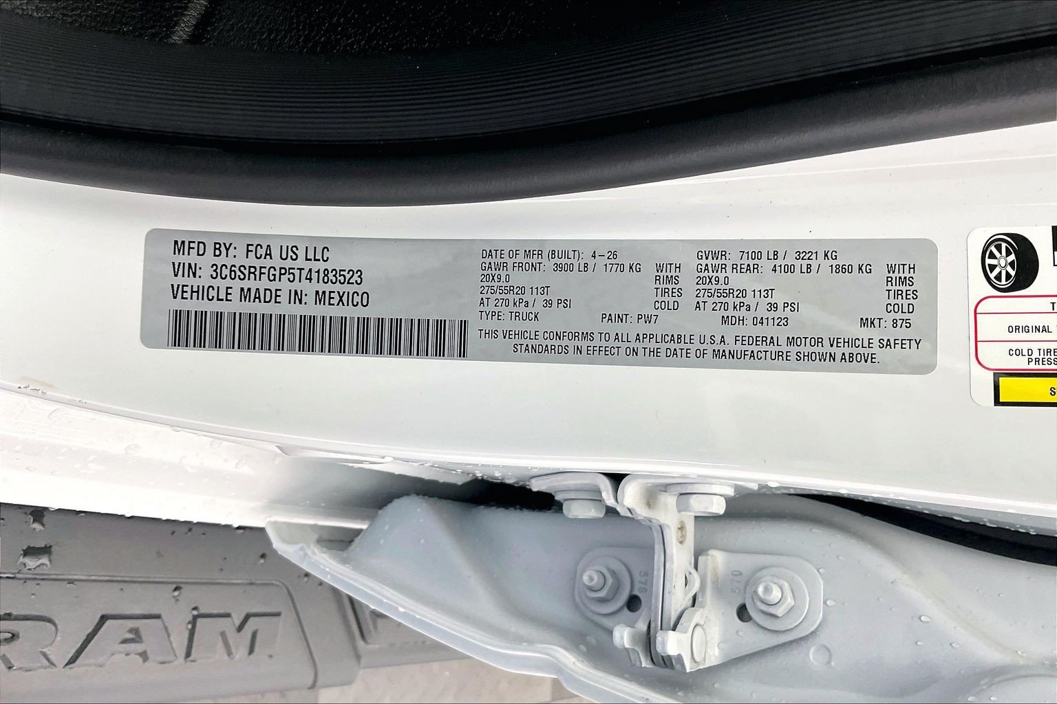 New 2026 RAM 1500 Express AWD/4WD image 20
