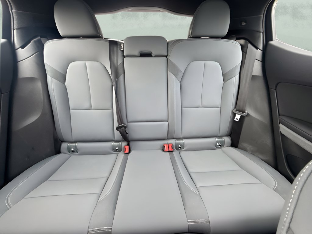 Used 2022 Polestar Polestar 2 w/ Plus Package AWD/4WD image 11
