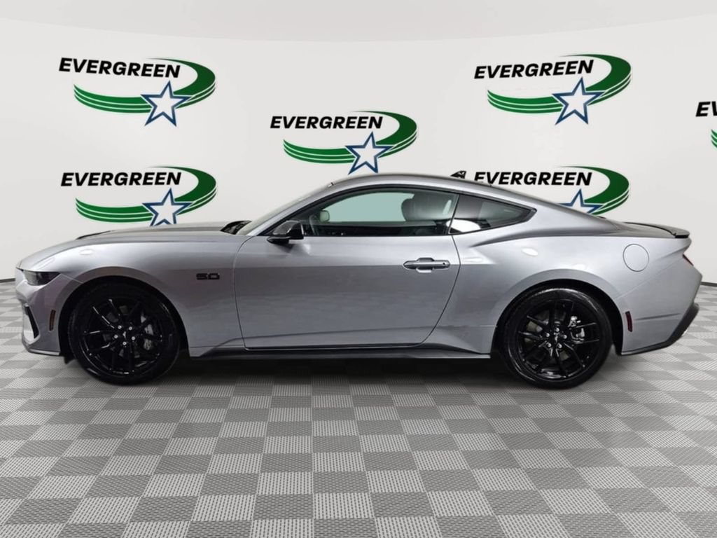 Used 2025 Ford Mustang GT RWD image 2