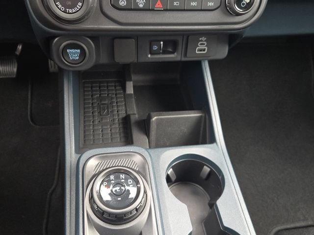 Used 2025 Ford Maverick Lariat w/ Black Appearance Package AWD/4WD image 16