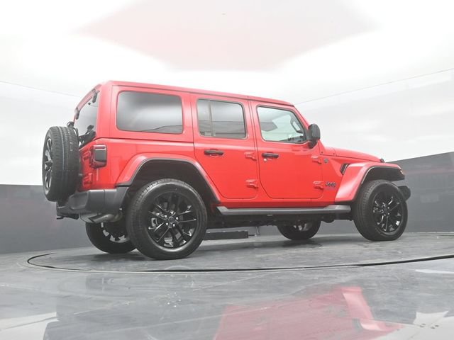 Used 2025 Jeep Wrangler Unlimited Sahara AWD/4WD image 22