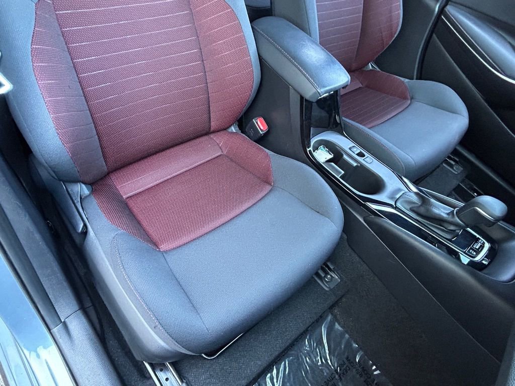 Used 2023 Toyota Corolla SE w/ SE Premium Package image 32