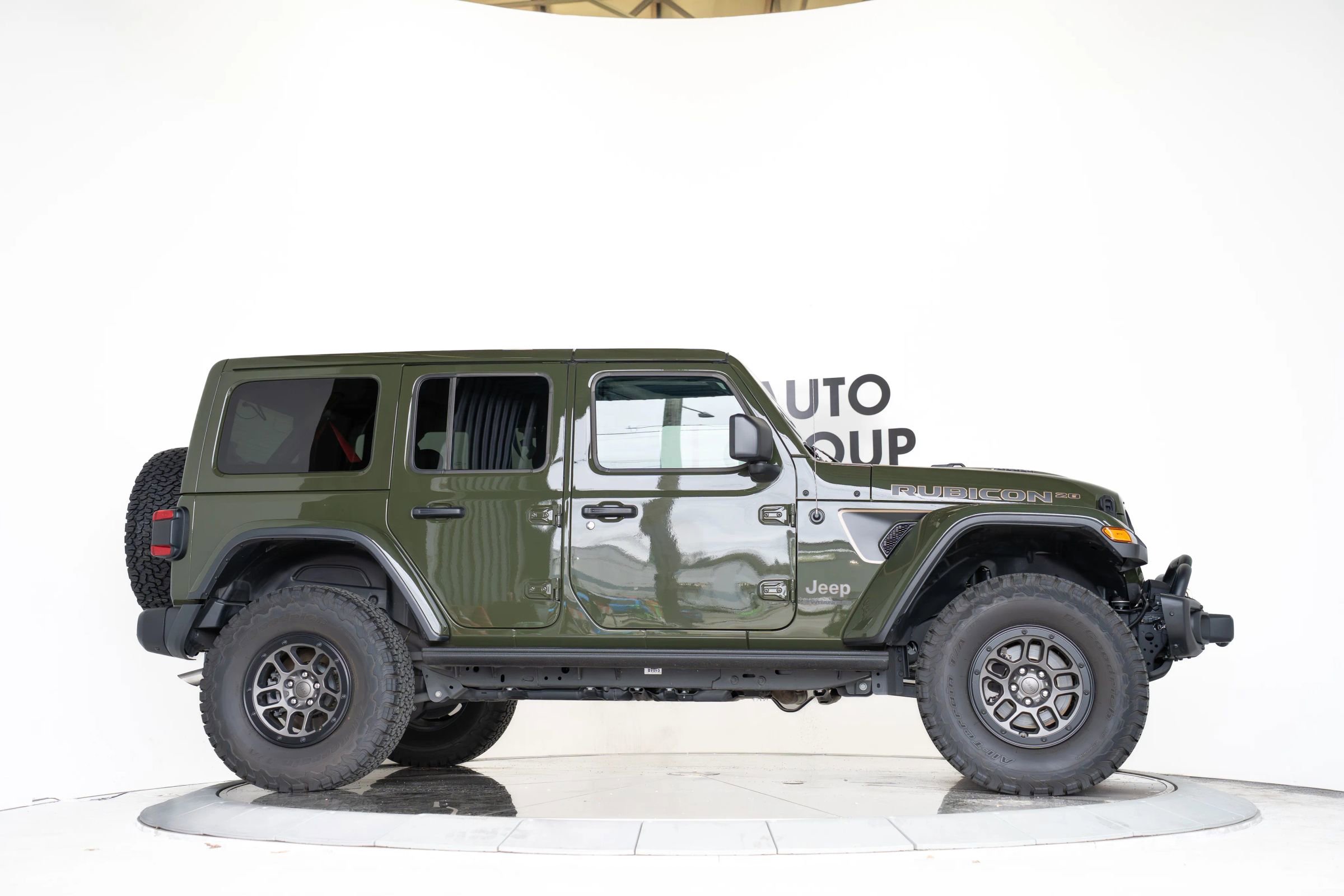 Used 2023 Jeep Wrangler Unlimited Rubicon 392 AWD/4WD image 29
