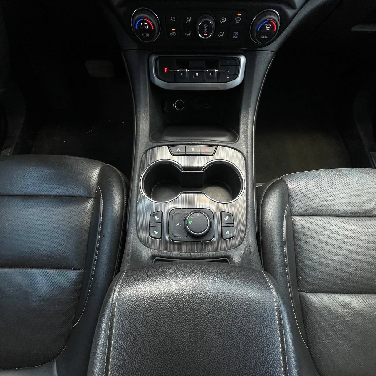 Used 2023 GMC Acadia SLT FWD image 19