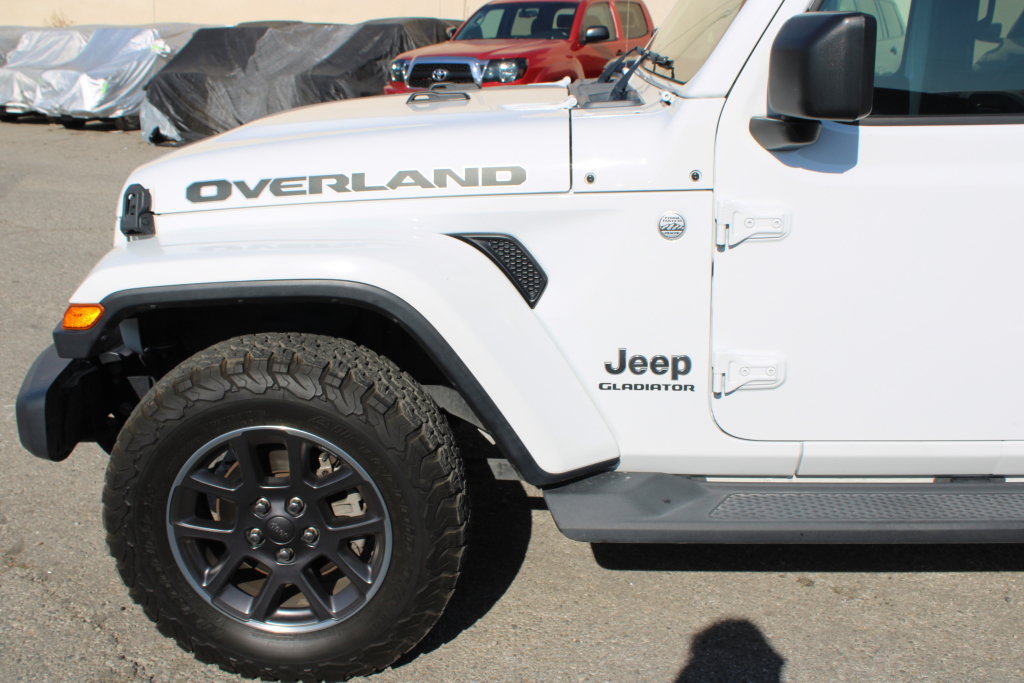 Used 2020 Jeep Gladiator Overland AWD/4WD image 7