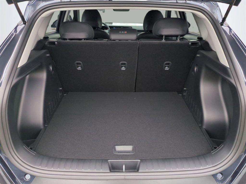 New 2026 Hyundai Kona SEL Premium image 14