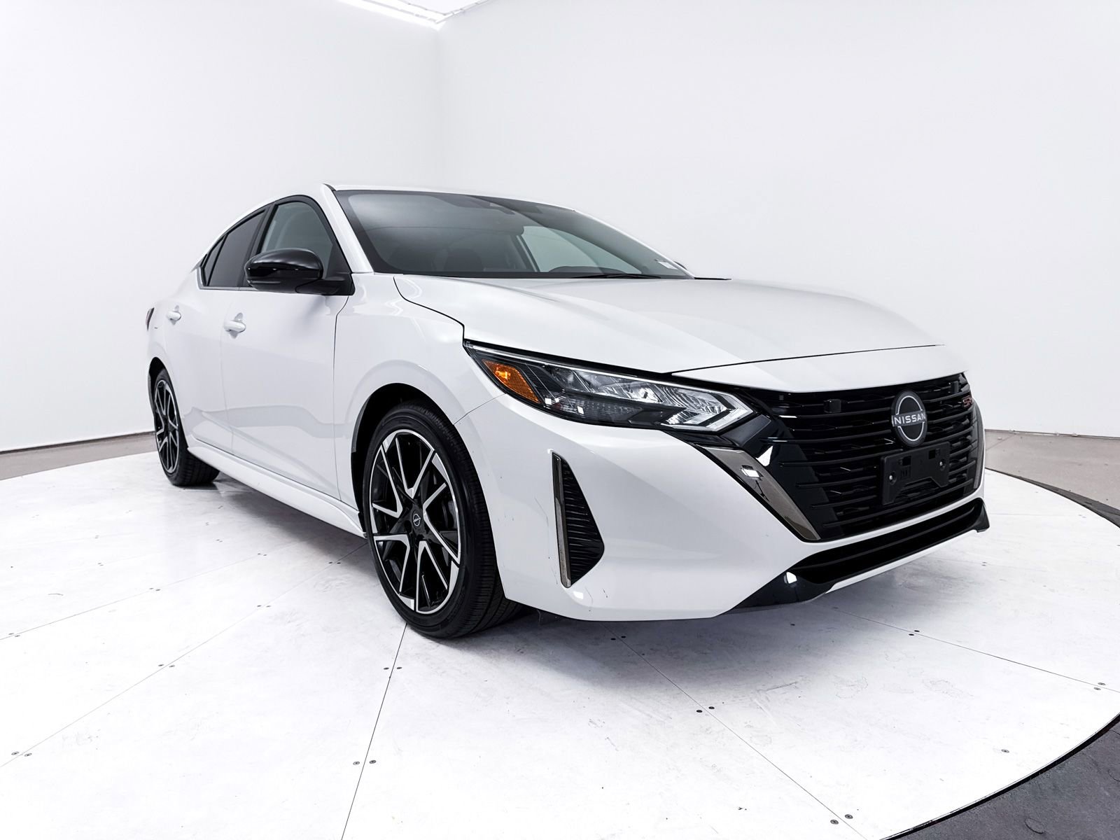 Used 2024 Nissan Sentra SR image 10