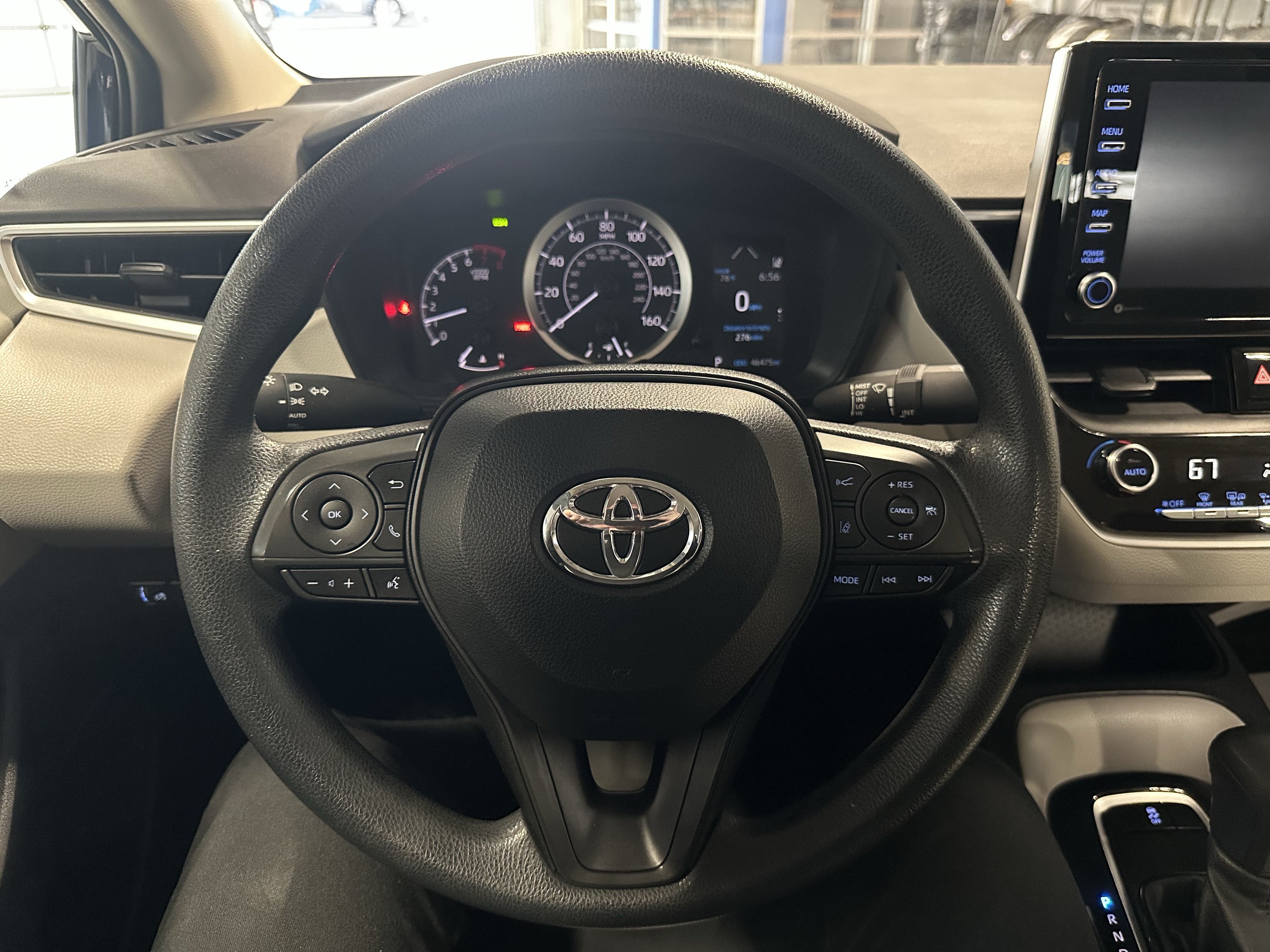 Used 2021 Toyota Corolla LE w/ LE Convenience Package FWD image 10