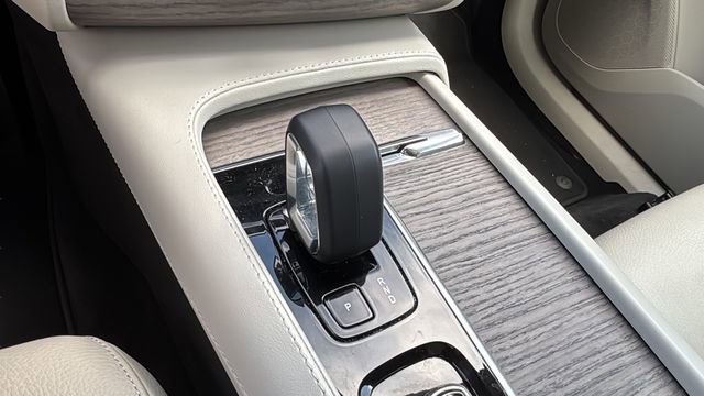 Used 2023 Volvo XC90 B6 Core w/ Climate Package image 30