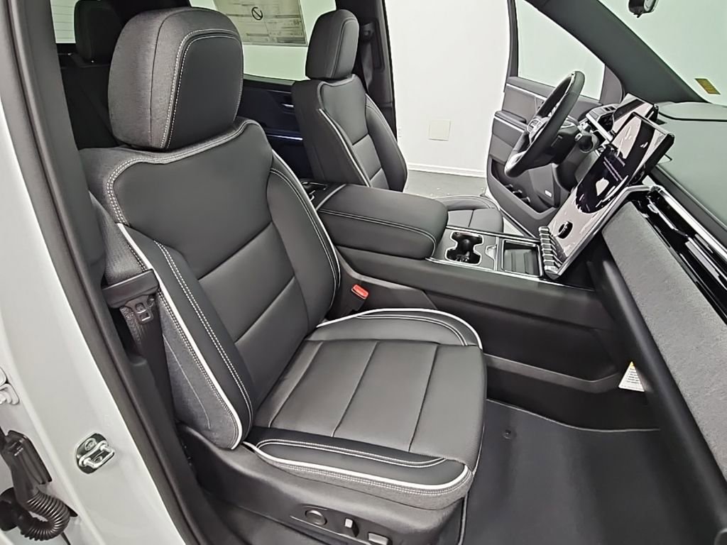 New 2026 GMC Sierra EV Elevation image 39