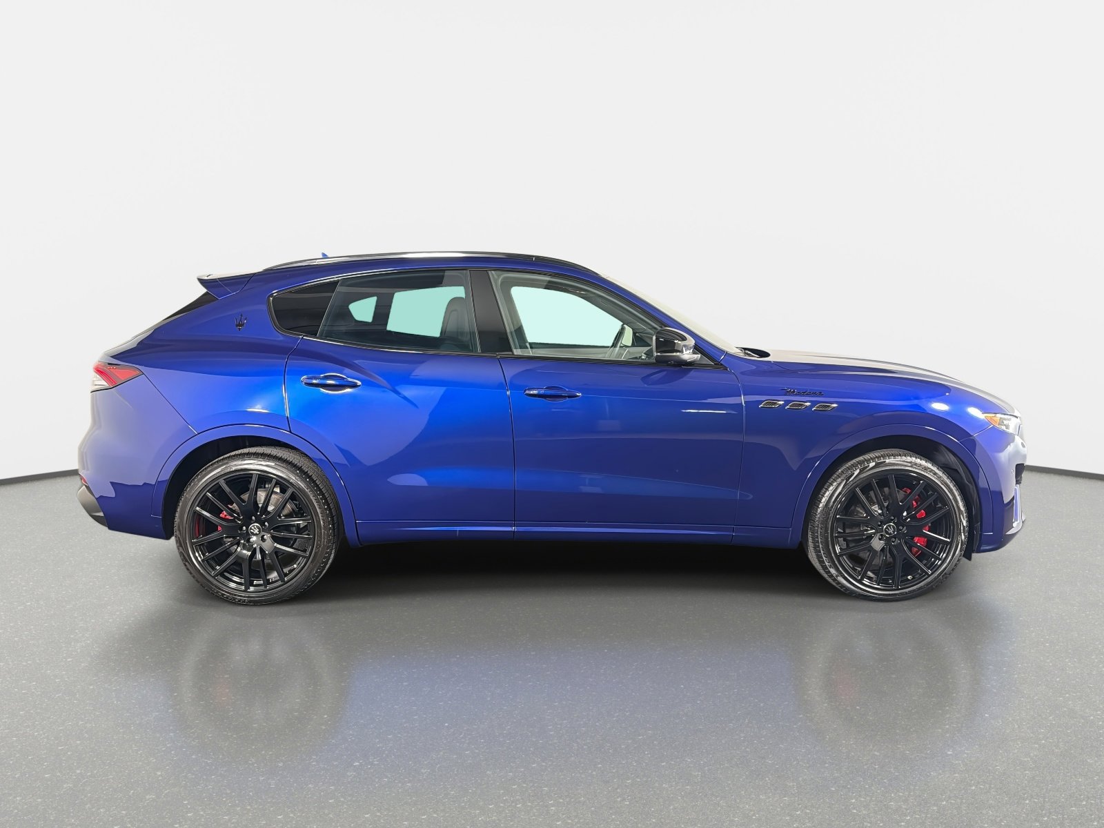 Used 2024 Maserati Levante Modena Ultima AWD/4WD image 2