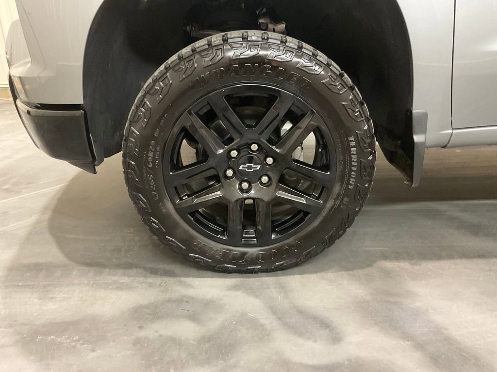 Used 2025 Chevrolet Silverado 1500 LT Trail Boss w/ LT Trail Boss Premium Package image 6