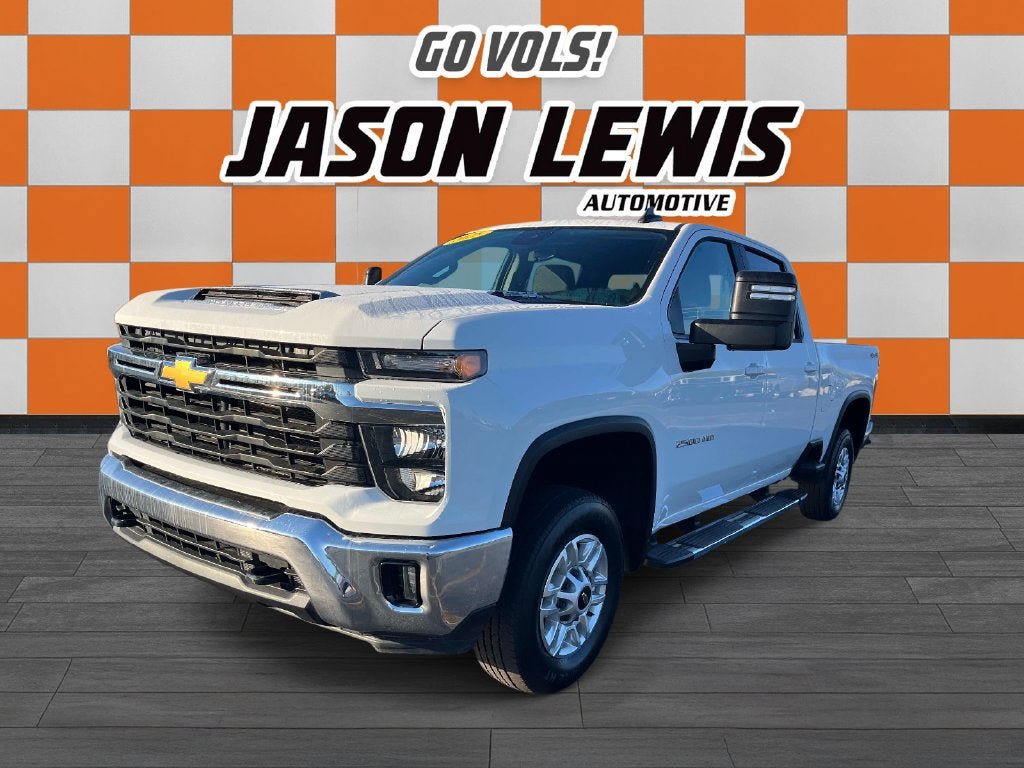 Used 2025 Chevrolet Silverado 2500 LT w/ Convenience Package AWD/4WD image 7
