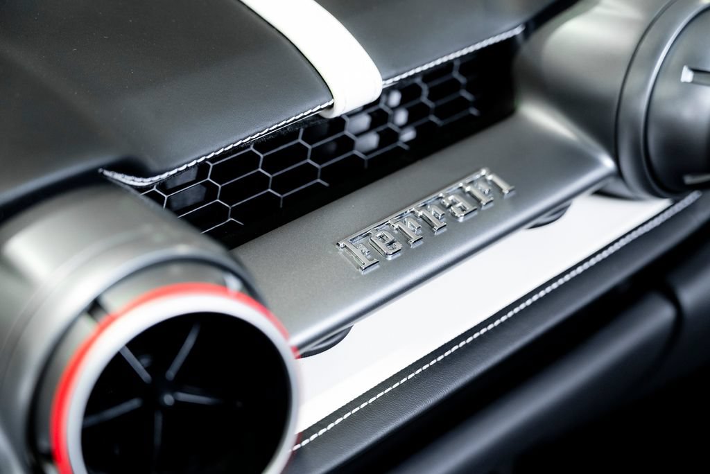 Used 2023 Ferrari 812 GTS RWD image 58