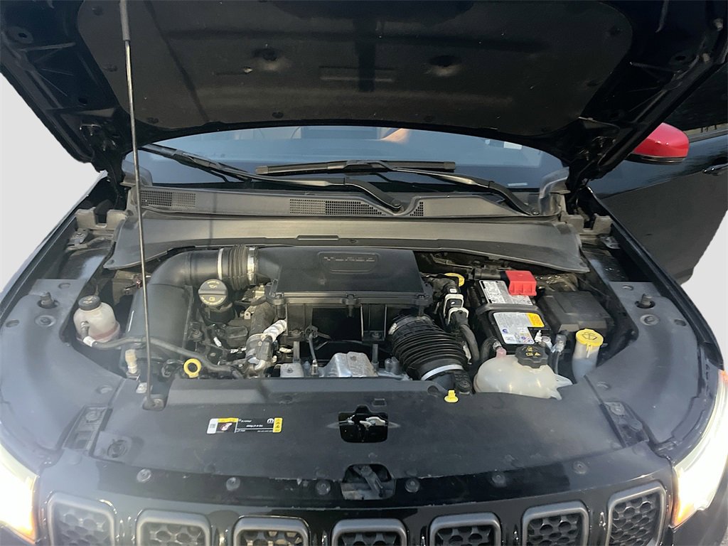 Used 2023 Jeep Compass Limited image 28