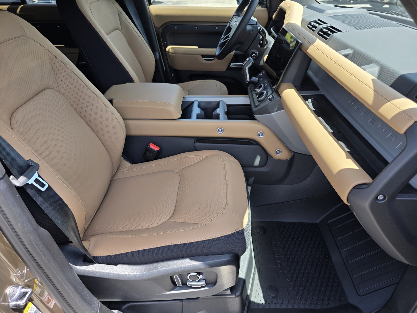 New 2026 Land Rover Defender 130 X AWD/4WD image 3