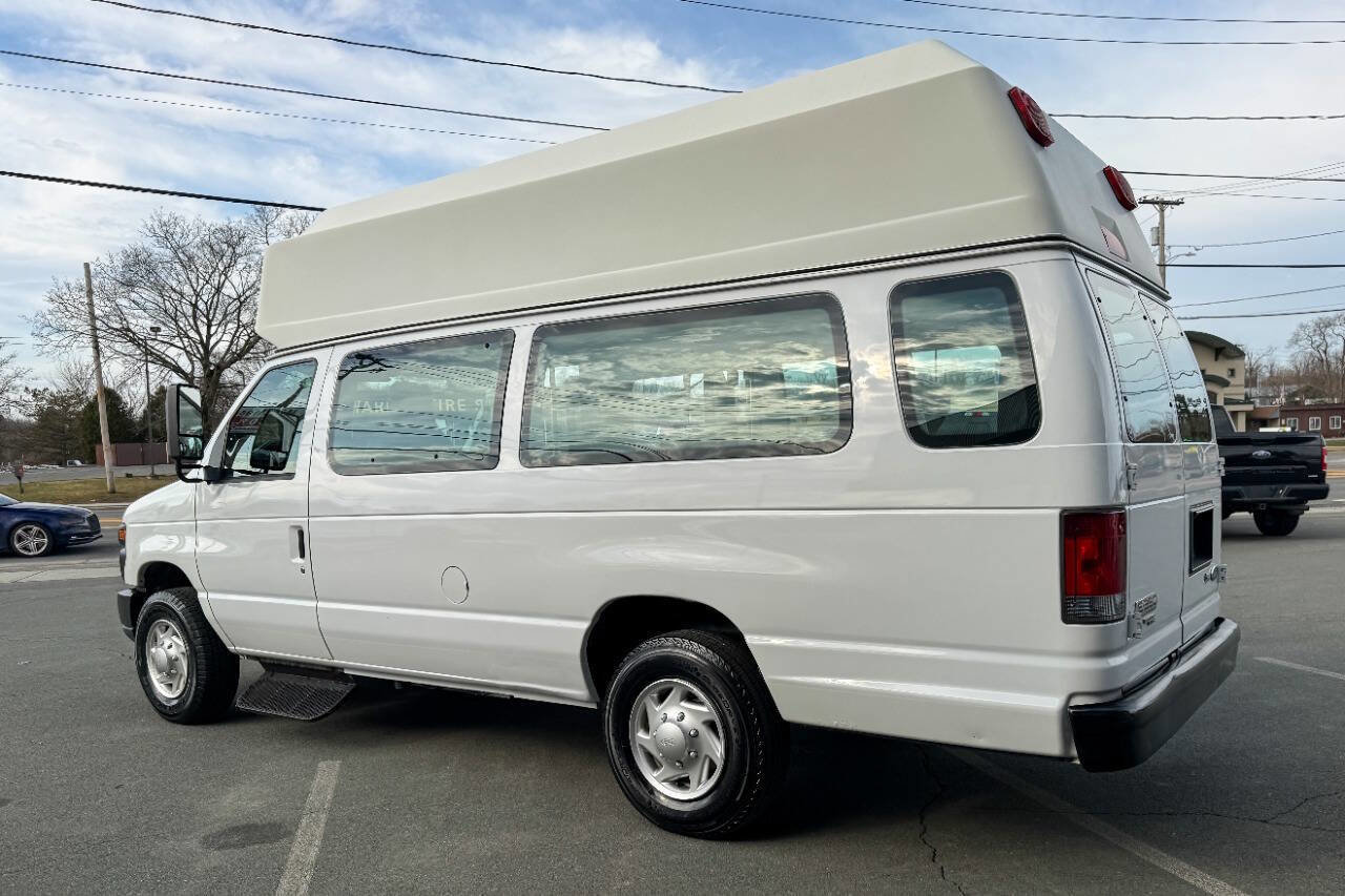 Used 2011 Ford E-350 and Econoline 350 Extended Super Duty w/ PWR Group image 12