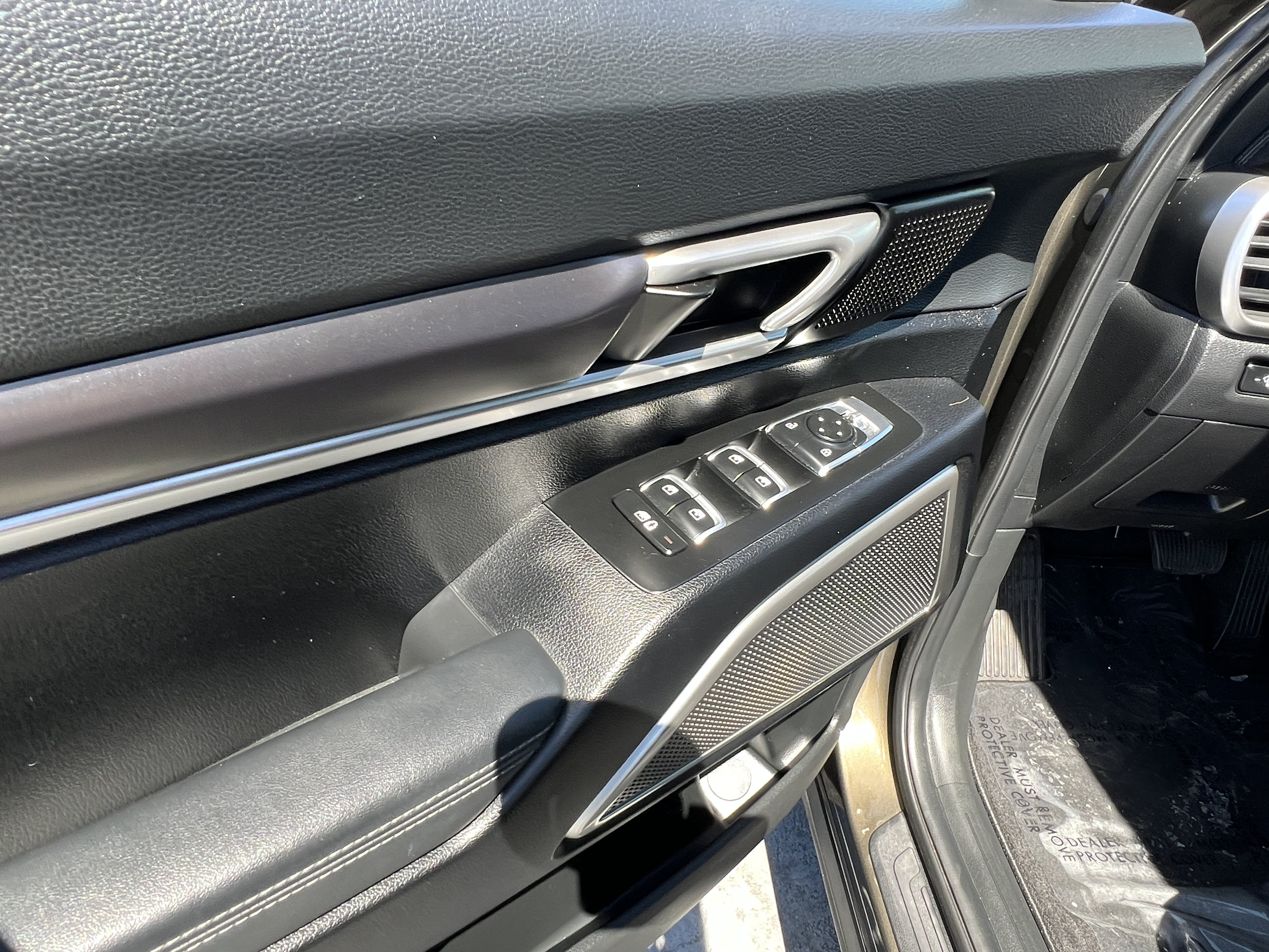 Certified 2023 Kia Telluride S FWD image 24