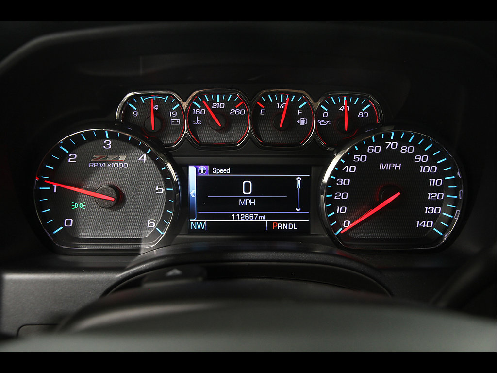 Used 2018 Chevrolet Silverado 1500 LT w/ All Star Edition AWD/4WD image 9