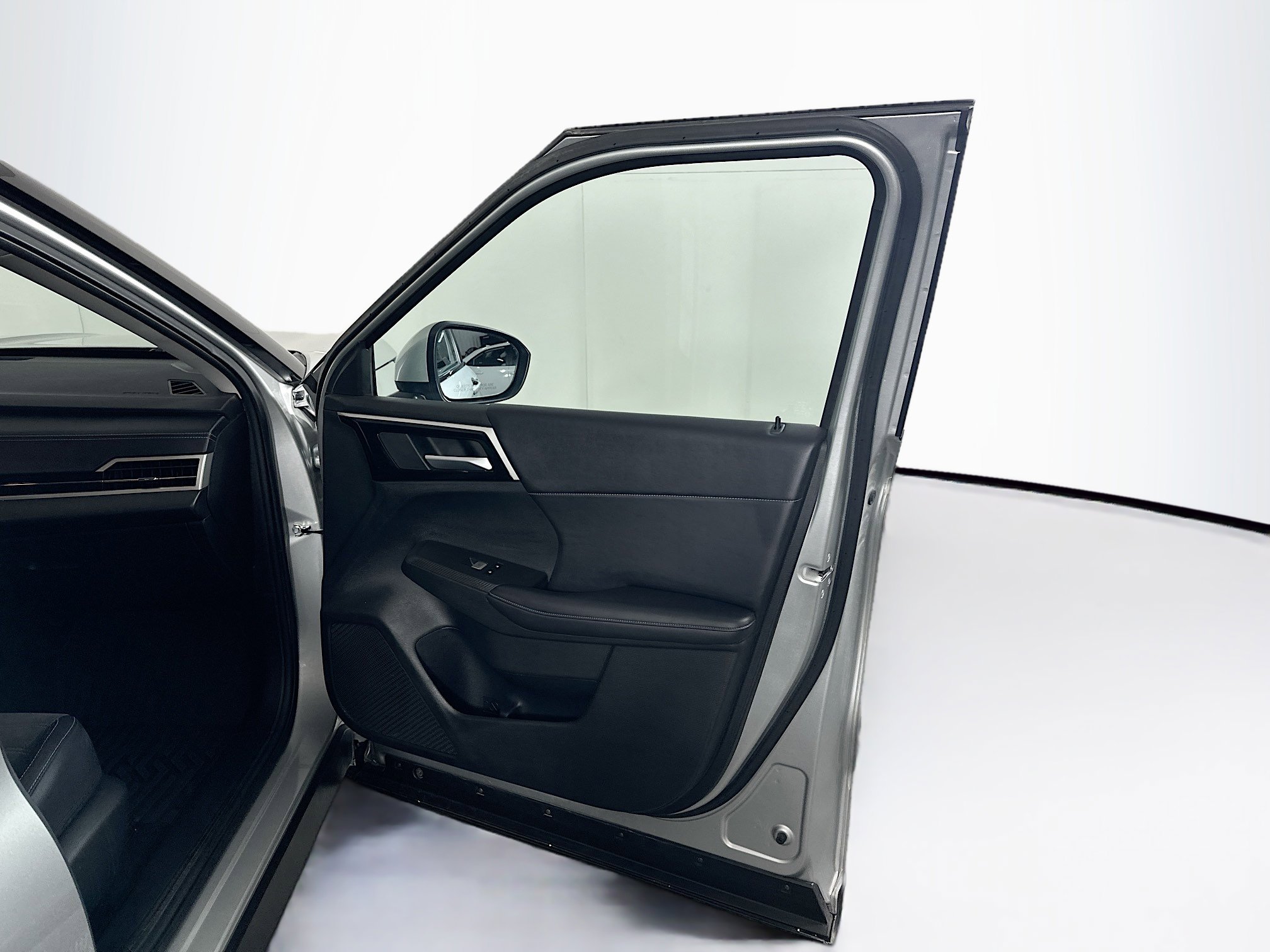 Used 2024 Mitsubishi Outlander SE image 35