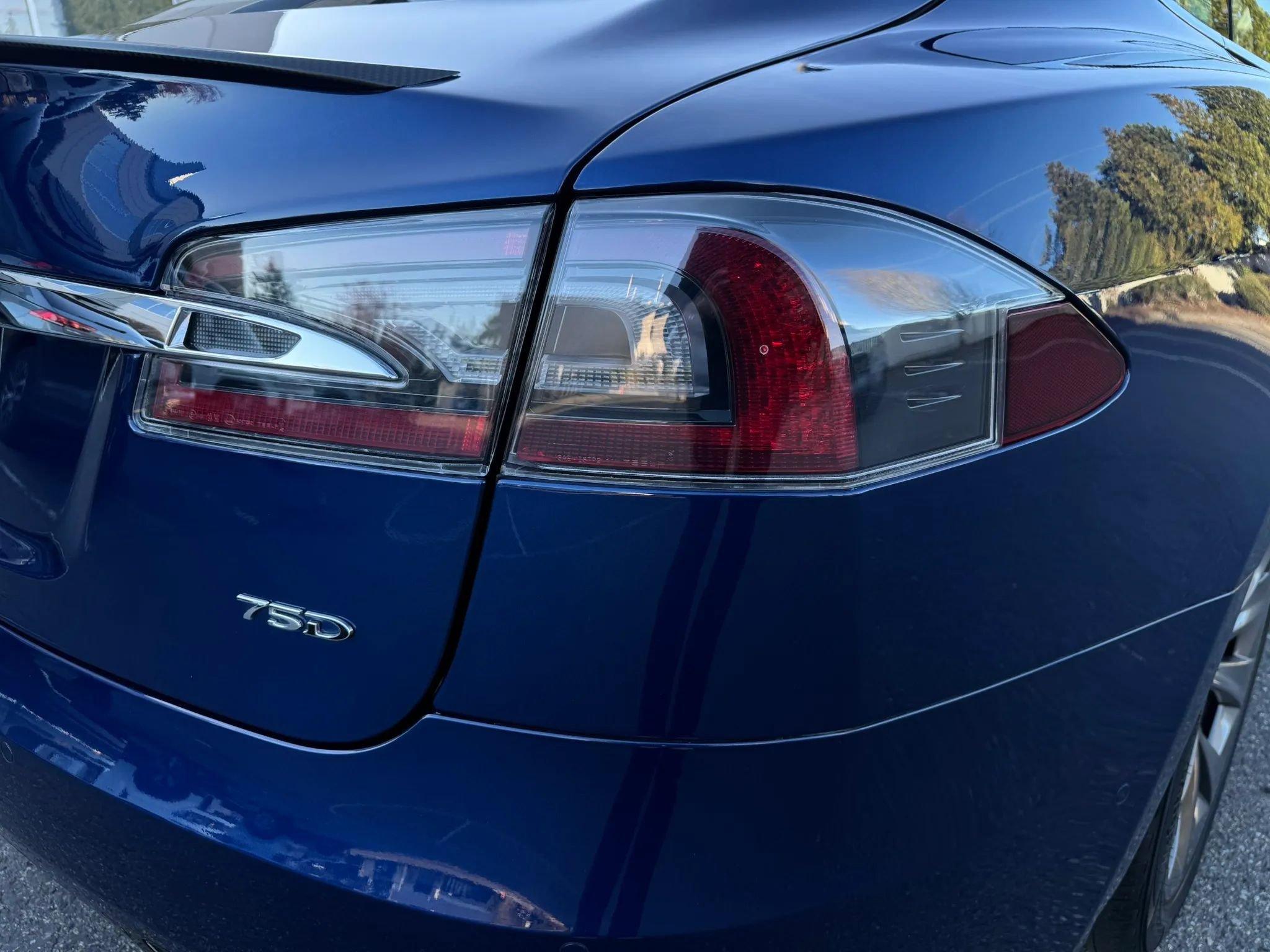 Used 2017 Tesla Model S 75D AWD/4WD image 14