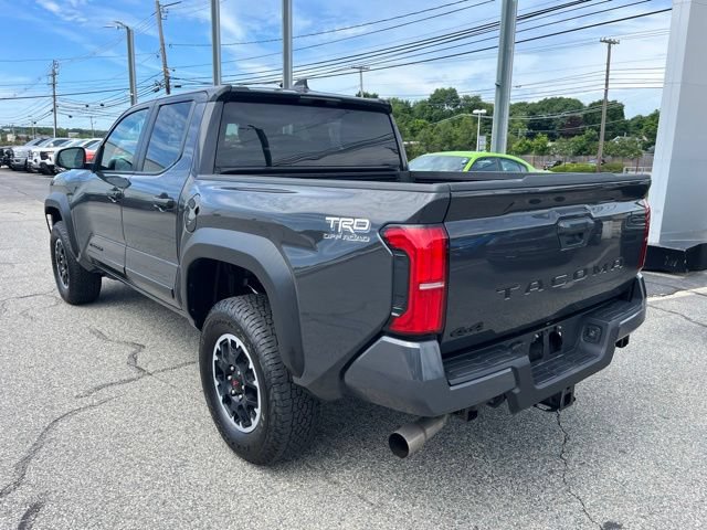 Used 2024 Toyota Tacoma 4x4 Double Cab image 5