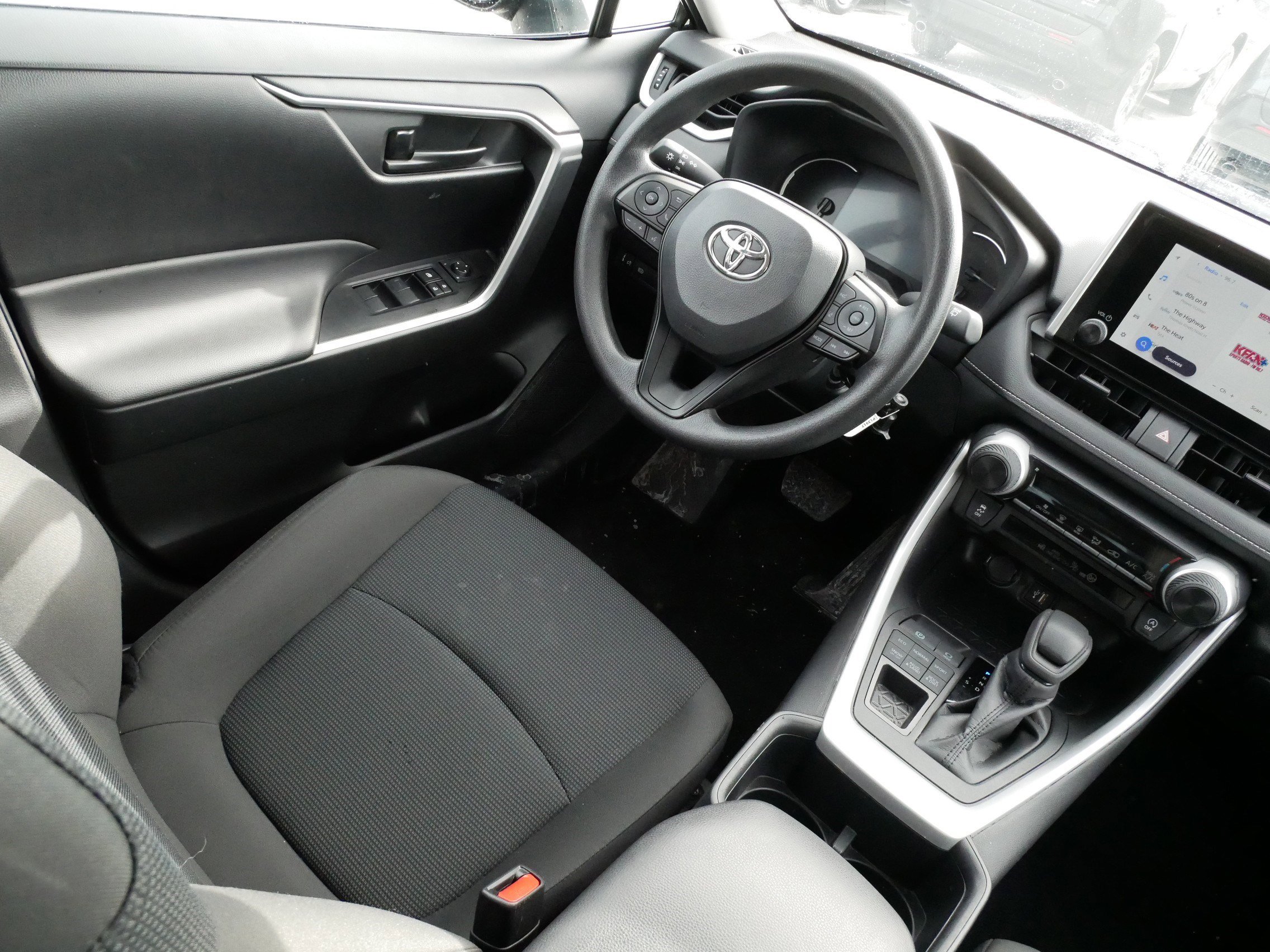 Certified 2025 Toyota RAV4 LE image 9