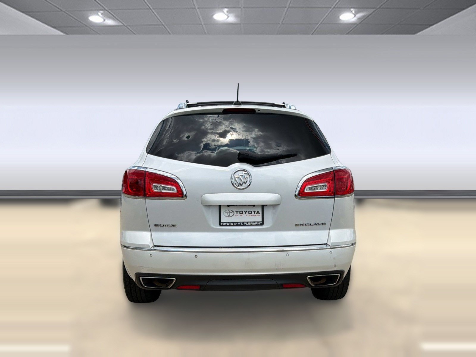 Used 2016 Buick Enclave Leather FWD image 10