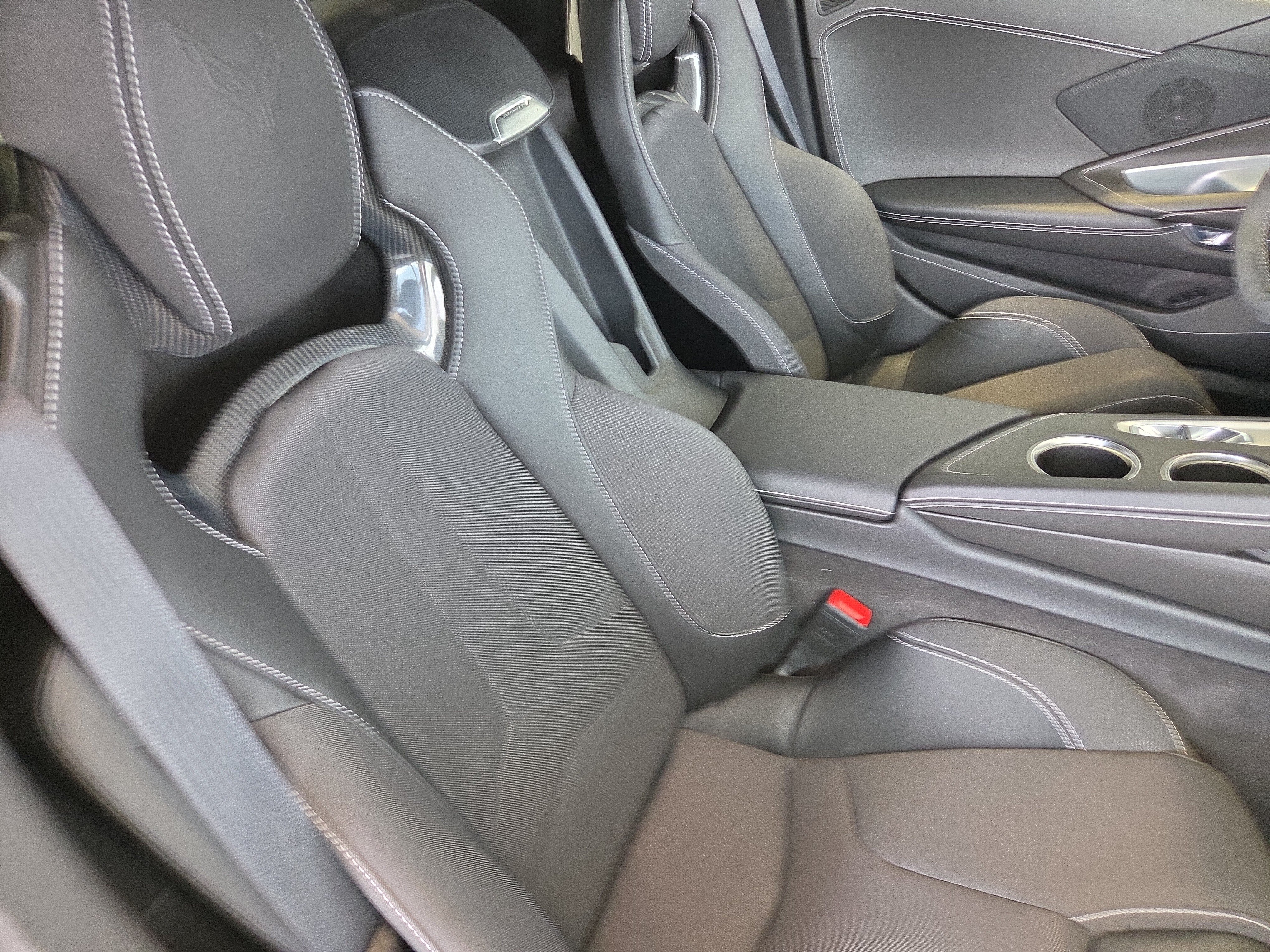 Used 2026 Chevrolet Corvette Stingray Coupe w/ 1LT RWD image 12