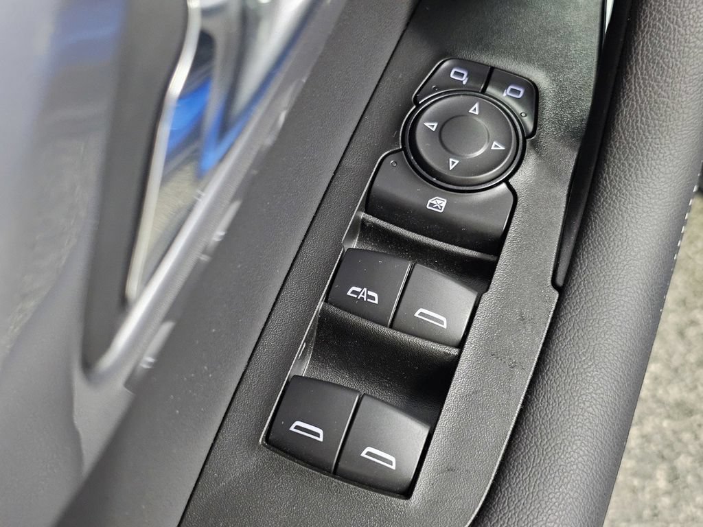 Used 2026 Chevrolet Blazer LT FWD image 30