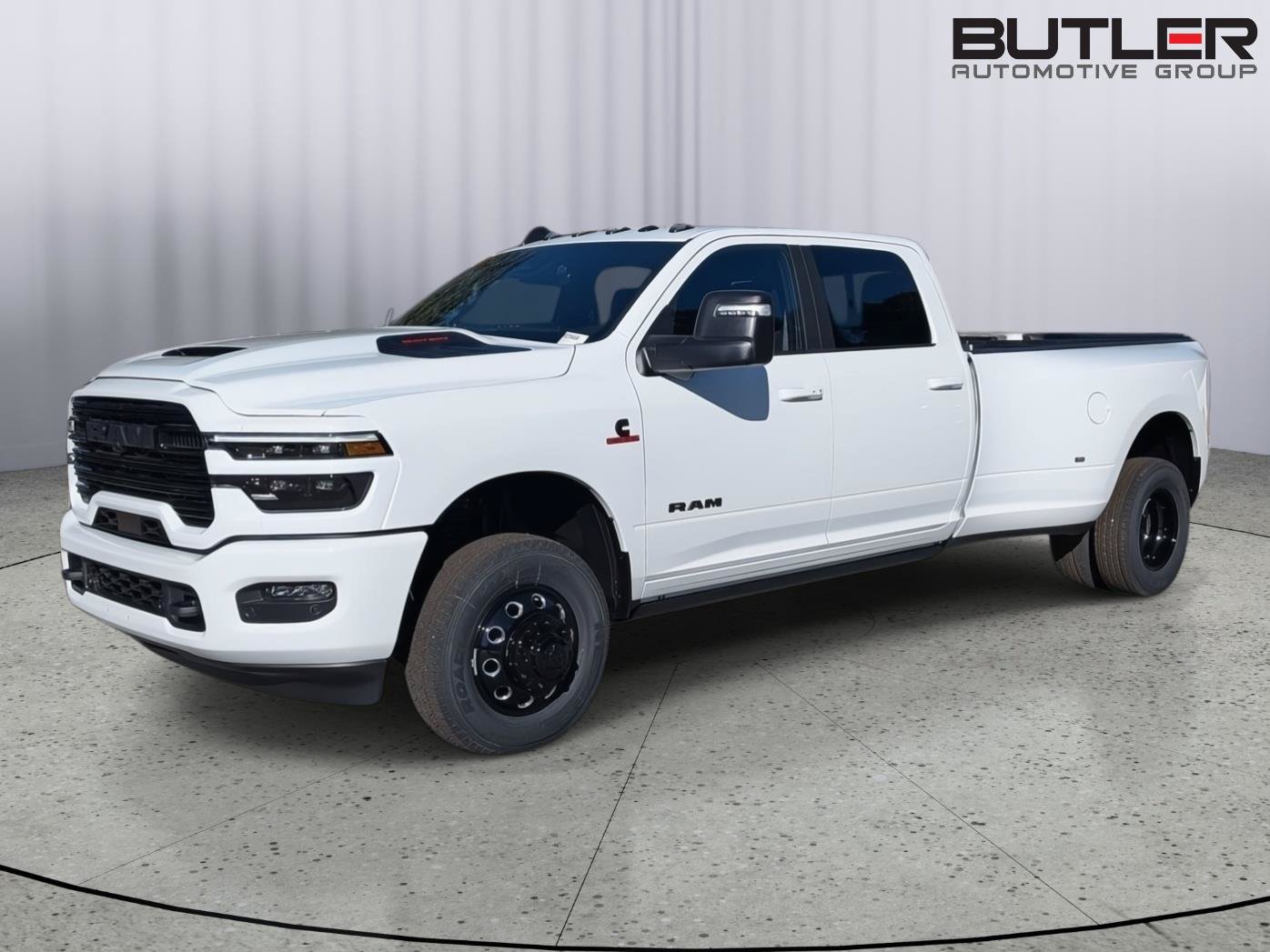 New 2026 RAM 3500 Laramie AWD/4WD image 2