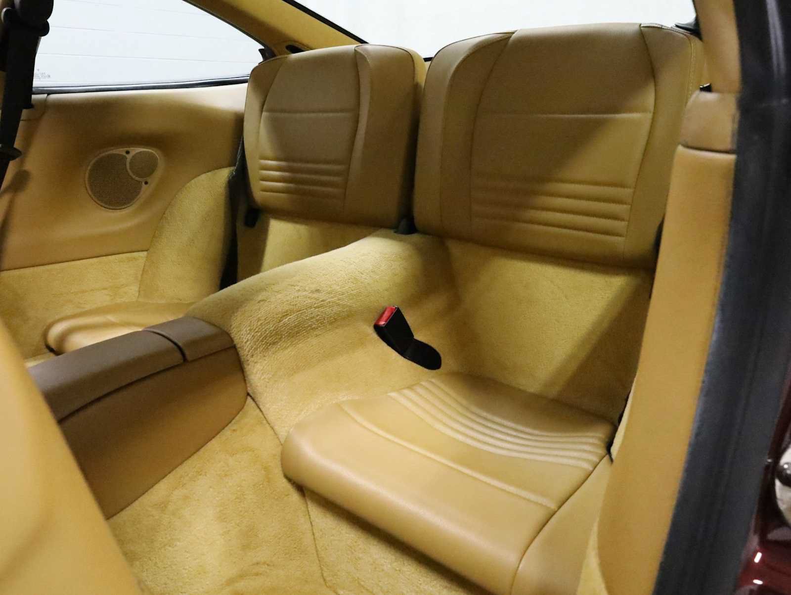 Used 2004 Porsche 911 Carrera RWD image 31