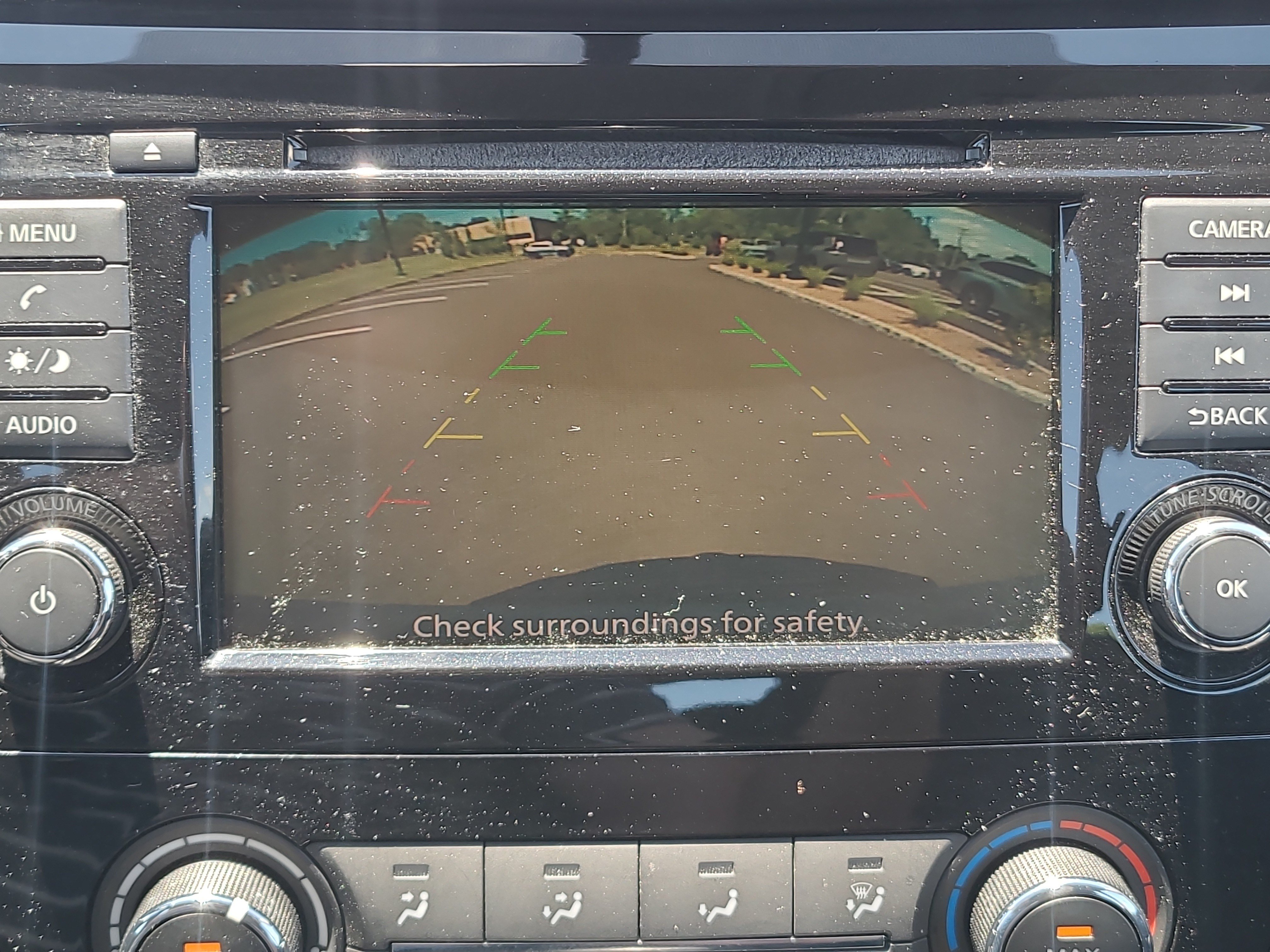 Used 2018 Nissan Rogue S AWD/4WD image 25