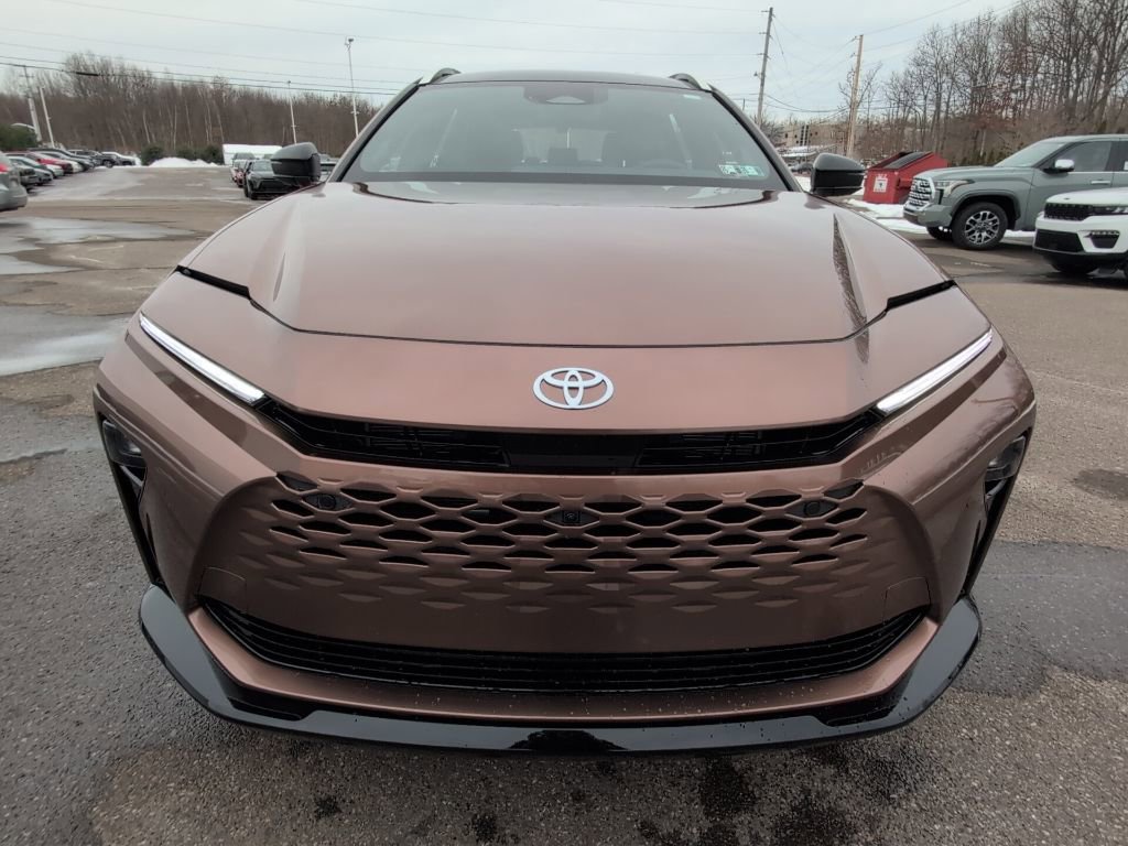 Certified 2025 Toyota Crown Signia w/ Advanced Technology Package image 8