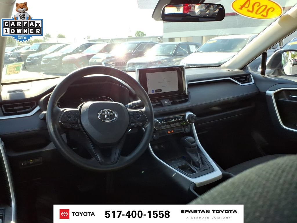 Used 2024 Toyota RAV4 XLE FWD image 13