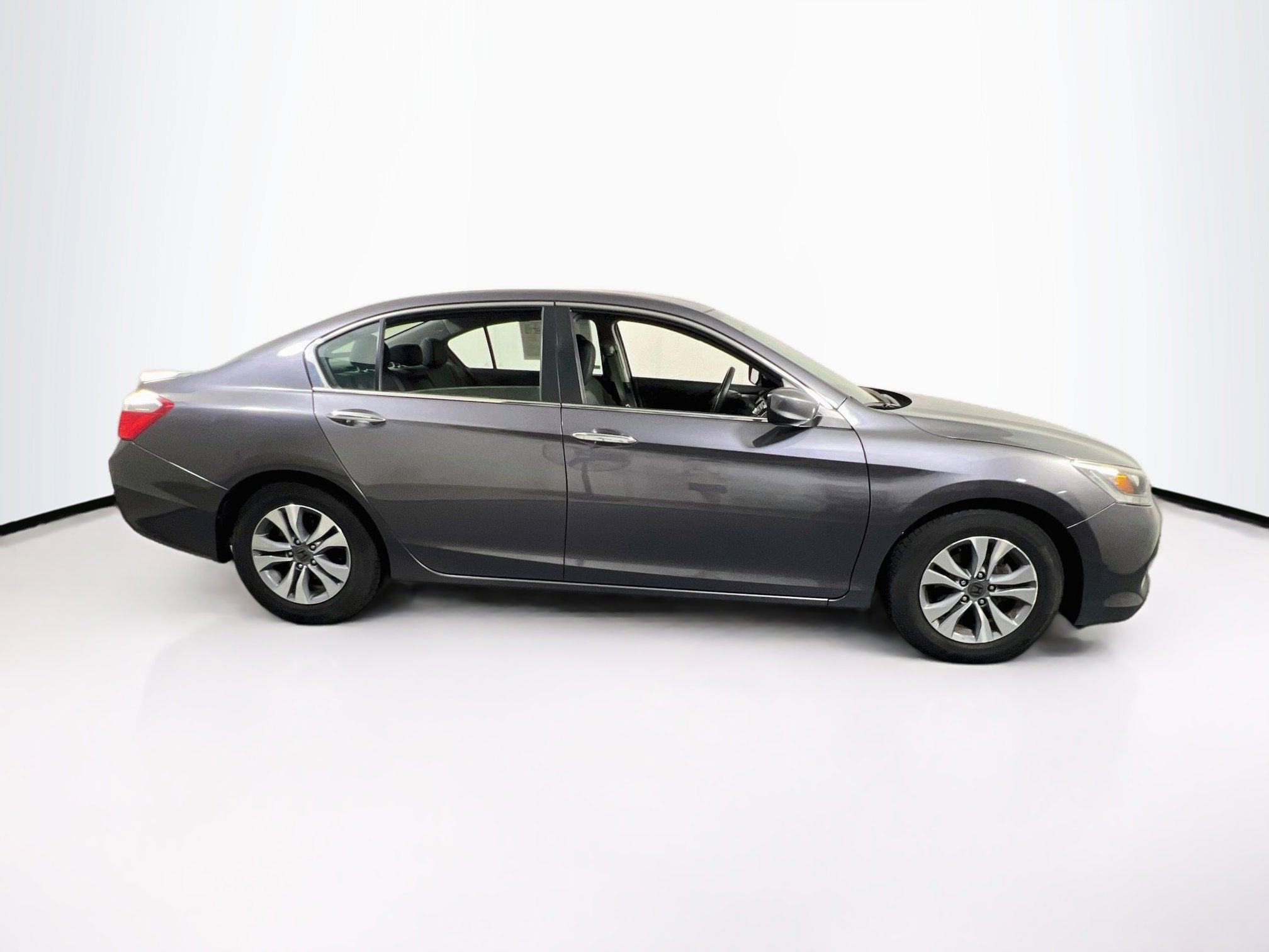 Used 2015 Honda Accord LX image 4