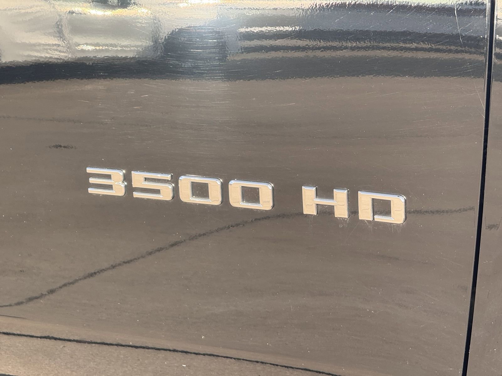 Used 2022 Chevrolet Silverado 3500 High Country image 11