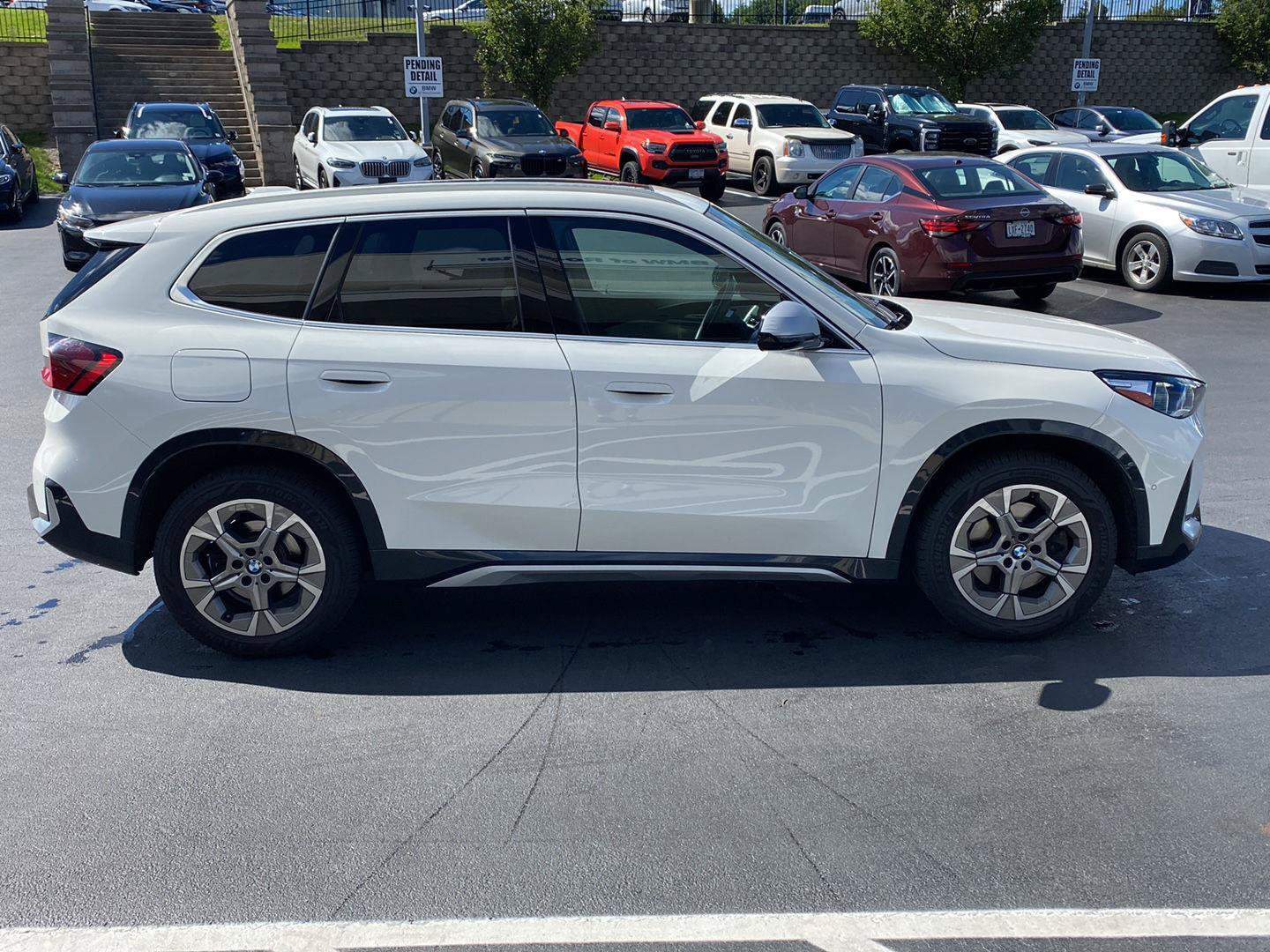 Used 2023 BMW X1 xDrive28i w/ Premium Package AWD/4WD image 2