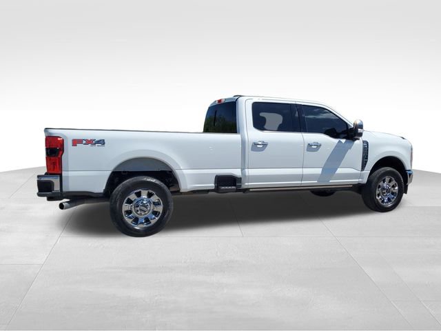 Used 2023 Ford F250 Lariat w/ Lariat Ultimate Package AWD/4WD image 3