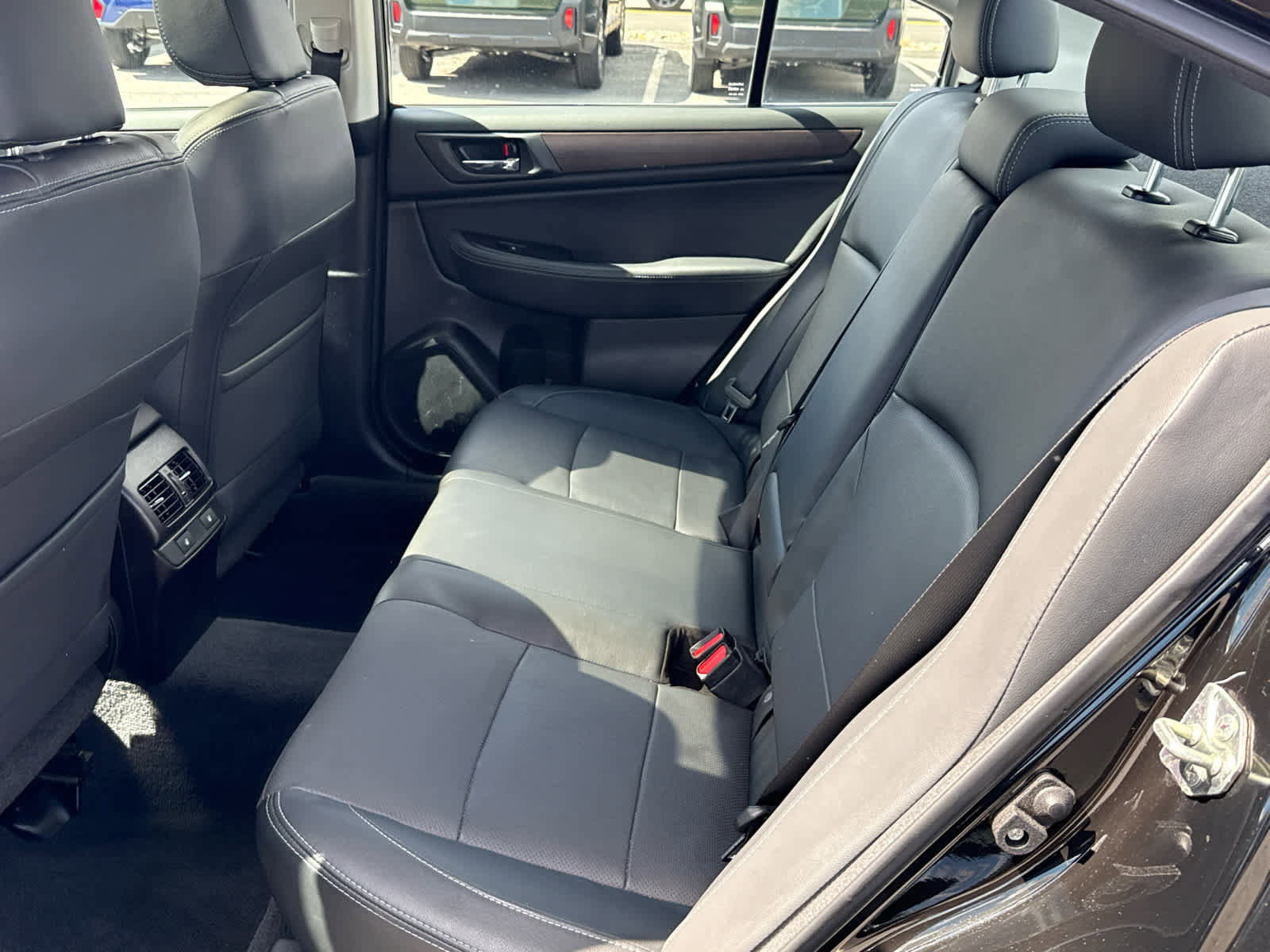 Used 2017 Subaru Legacy 2.5i Limited image 11