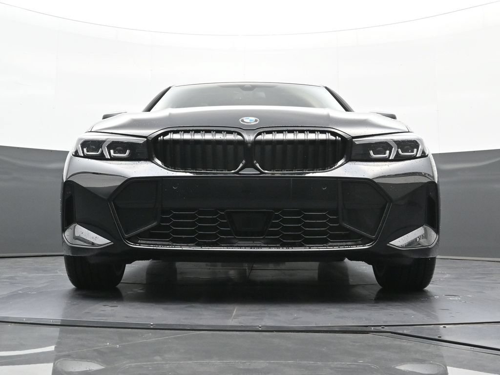 New 2026 BMW 330i xDrive Sedan w/ M Sport Package AWD/4WD image 22