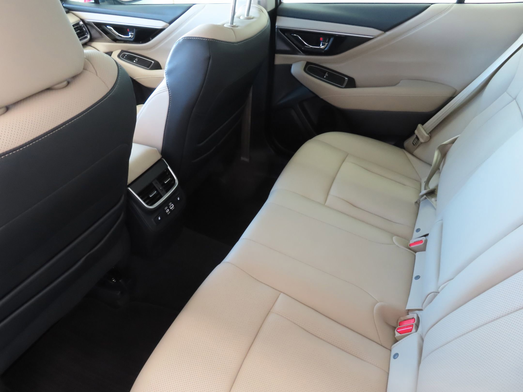 Certified 2025 Subaru Legacy Limited image 25