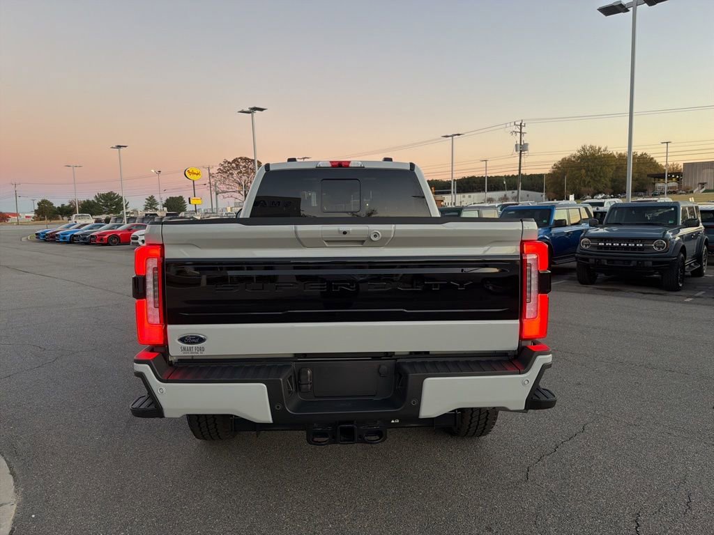 New 2026 Ford F250 Platinum w/ FX4 Off-Road Package image 4